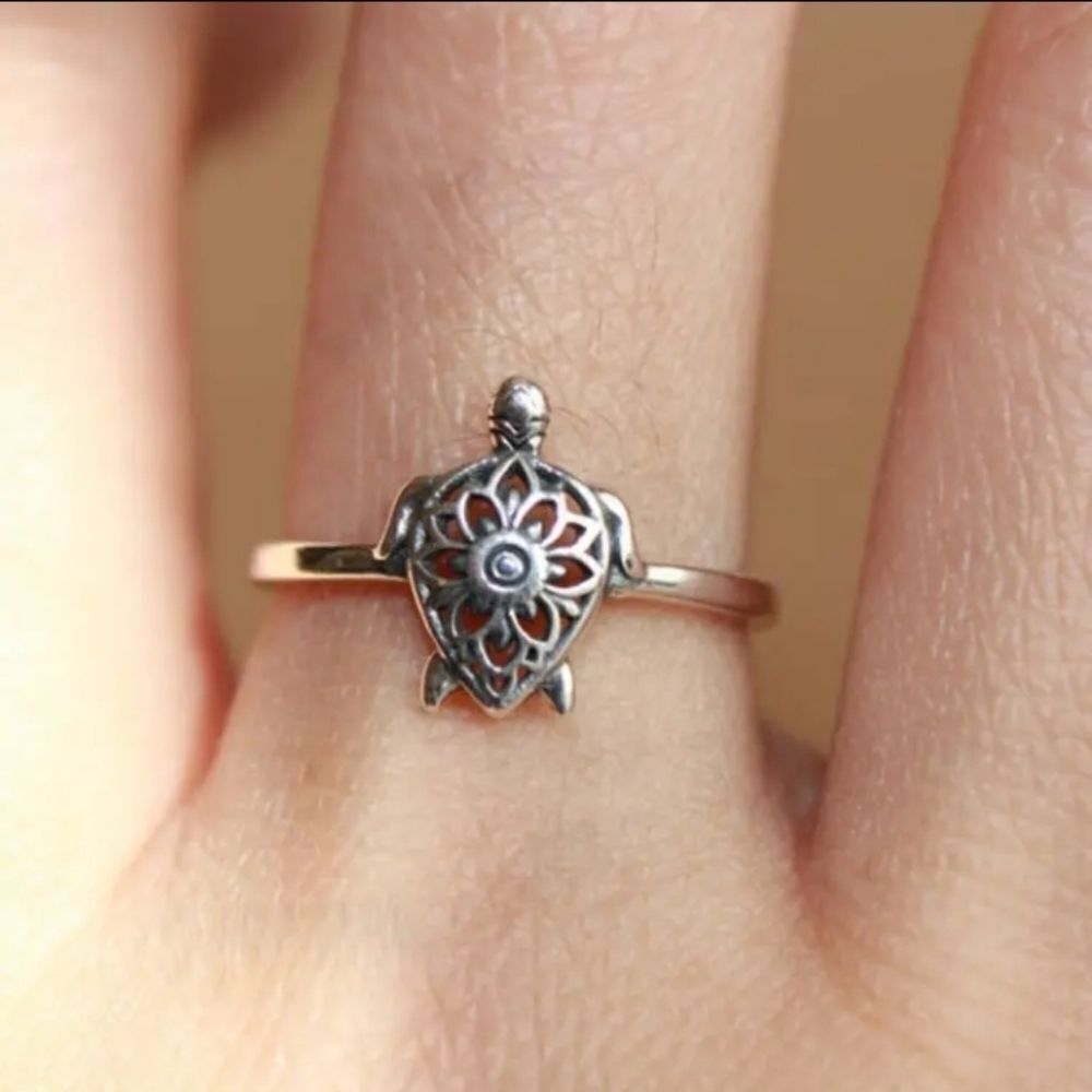 Women's Vintage Turtle Ring Size 6